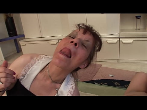 ❤️ Dvije bake i jedan djed imaju trojku ❤❌ Analni porno kod nas